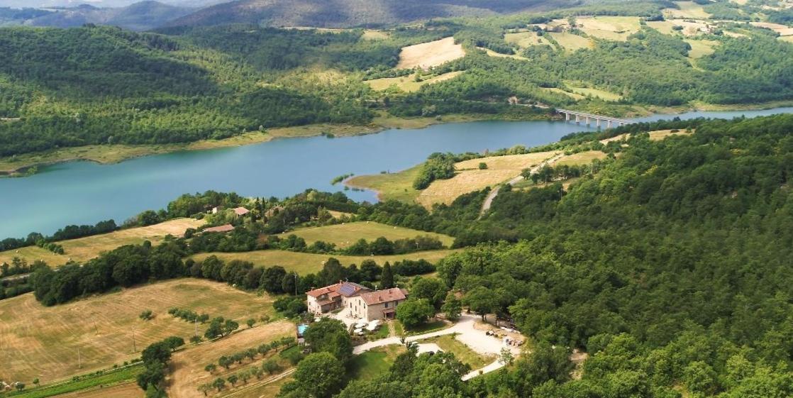 Agriturismo Le Ceregne Bio ピエーヴェ・サント・ステーファノ エクステリア 写真